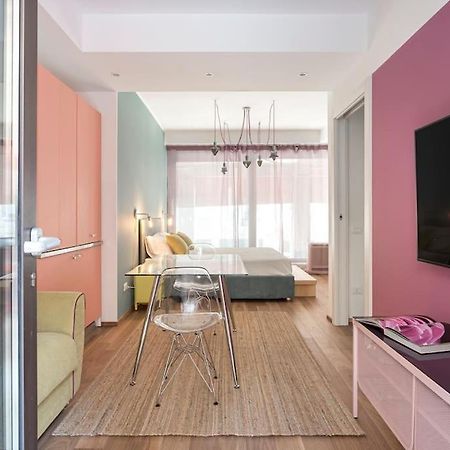 Amazing Apartment In Duomo Milano Exteriör bild