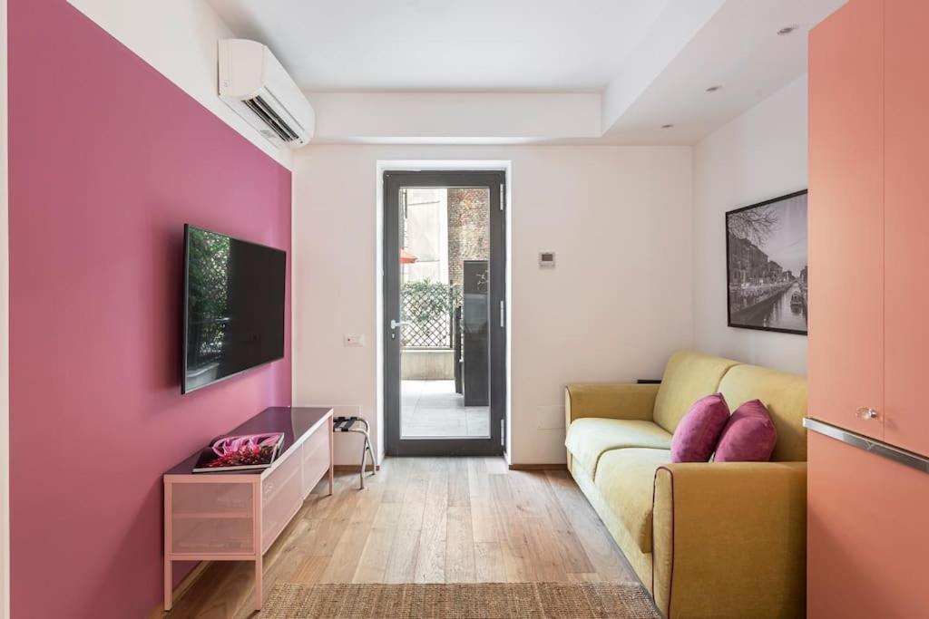 Amazing Apartment In Duomo Milano Exteriör bild