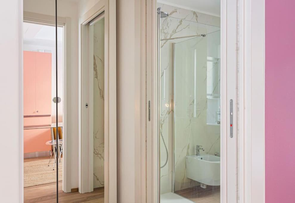 Amazing Apartment In Duomo Milano Exteriör bild
